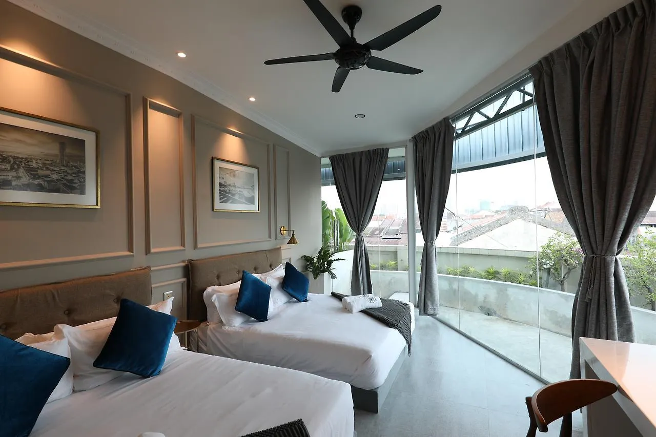 Reunion Residence George Town