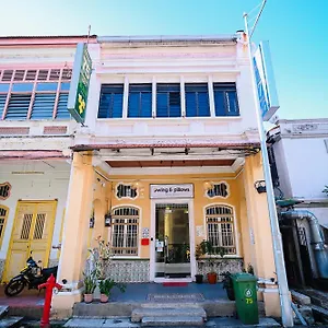 Swing & Pillows - 75 Muntri, Penang 乔治敦